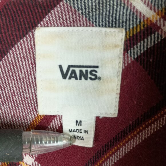 Vans Womens Burgundy Plaid Flannel Button Up Shirt Size M Rugged Chic Cabincore - Picture 3 of 9